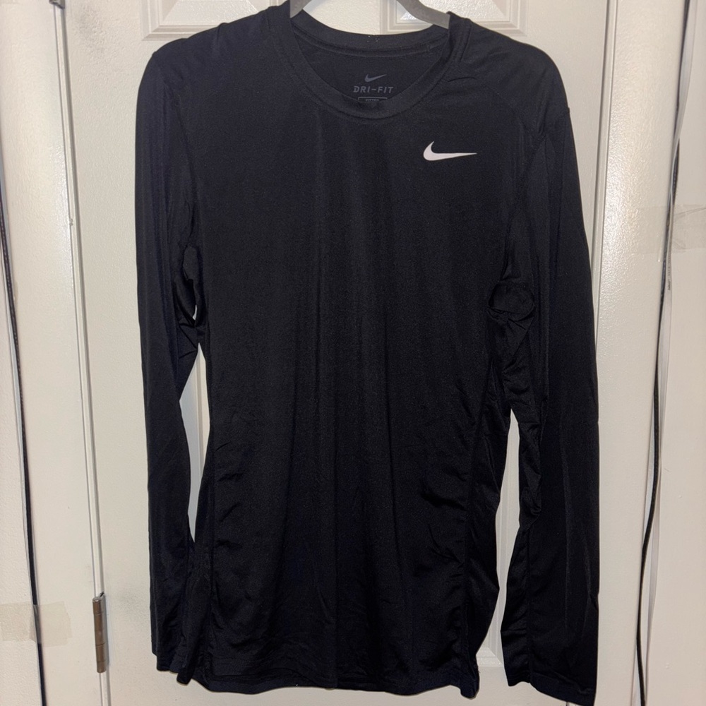 Nike Men's Black Long Sleeve Performance Tee